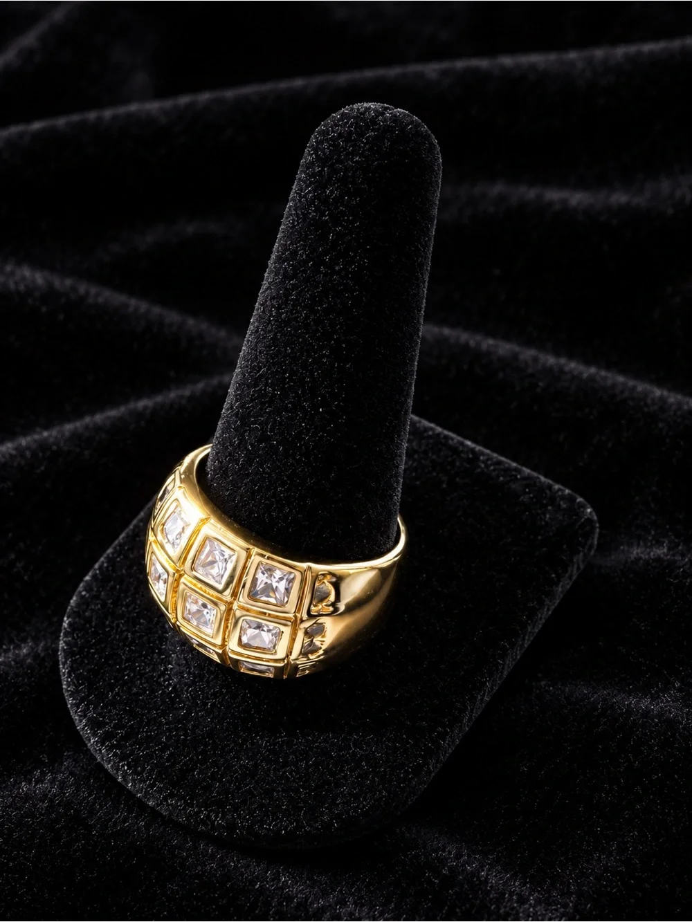 Gold Ring with Cubic Zirconia Size 9